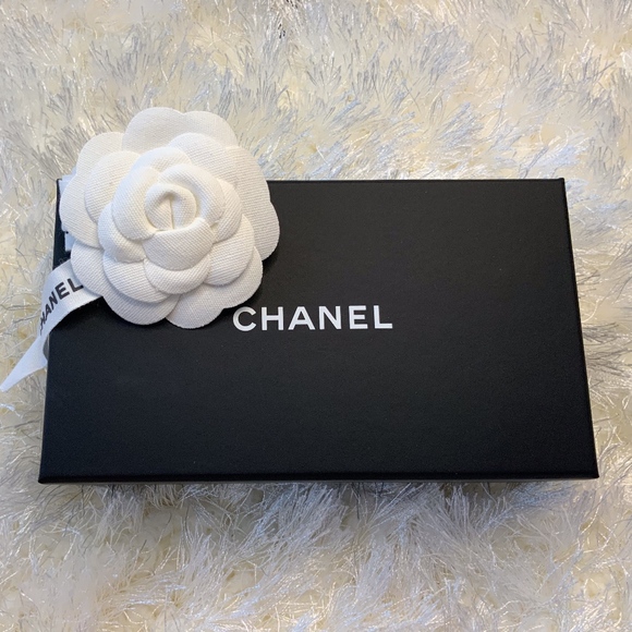 Chanel Card Holder - Picture 2 of 8